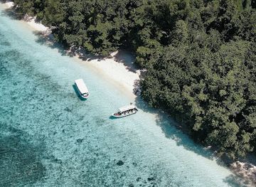 palau/ngatpang/attraction/ulong-beach
