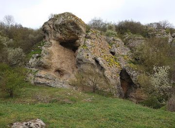 romania/dobrogea-plateau/attraction/la-adam-cave
