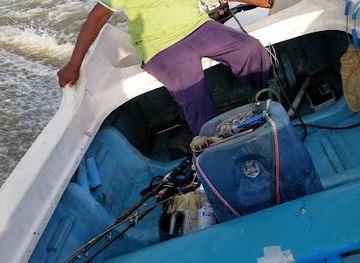 sri-lanka/negombo/attraction/ar-4-boat-tours