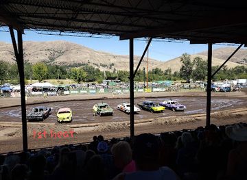 oregon/wasco-county/attraction/wasco-county-fairgrounds