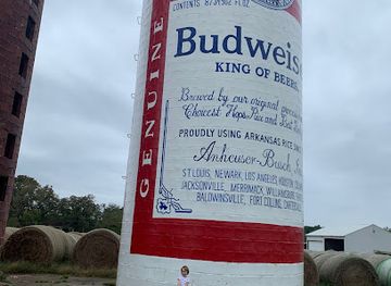 arkansas/arkansas-valley/attraction/giant-budweiser-can