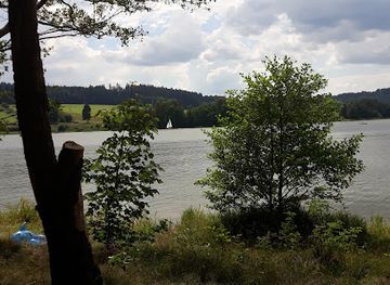 czechia/lipno-dam/attraction/lipenska-vila-the-little-mermaid