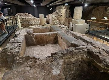 spain/barcelona/attraction/casa-padella-barcelona-history-museum-muhba