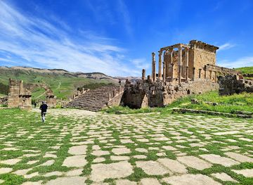 algeria/timgad-ruins/attraction/ruins-of-cuicul