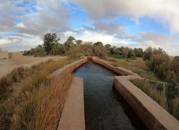 egypt/western-desert/attraction/sulfur-water