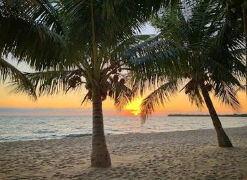 belize/placencia/attraction/plasencia-beach