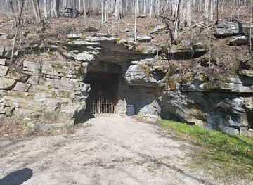 kentucky/knobs-region/attraction/great-saltpetre-cave-preserve