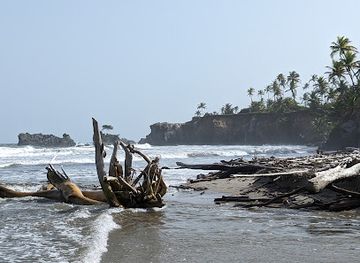 trinidad-and-tobago/toco-lighthouse/attraction/cnc-beach