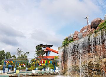 indonesia/riau-islands/attraction/waterpark-top-100-batu-aji