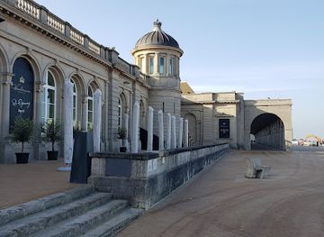 belgium/belgian-coast/attraction/etoile-de-jean-claude-van-damme