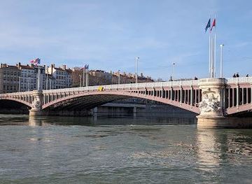 france/lyon/attraction/pont-lafayette