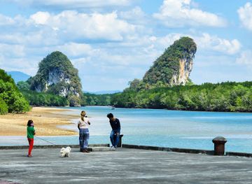 thailand/krabi-province/attraction/the-mud-crabs-sculpture