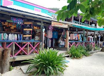british-virgin-islands/jost-van-dyke/attraction/foxy-s-jost-van-dyke-british-virgin-islands