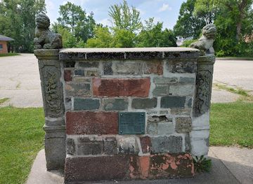 wisconsin/great-river-road/attraction/wisconsin-state-historical-marker-102-four-wheel-drive