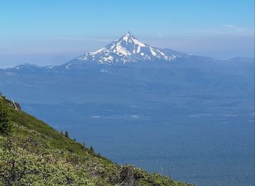 oregon/jefferson-county/attraction/mt-jefferson
