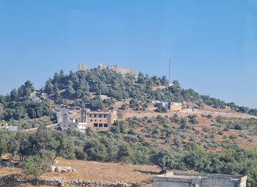 jordan/ajloun-highlands/attraction/ajloun-cable-car