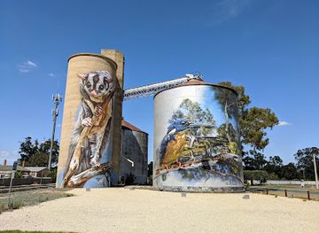 australia/northern-victoria/attraction/rochester-silo-art