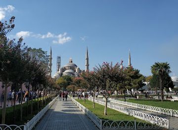 turkiye/troad/attraction/sultanahmet-square