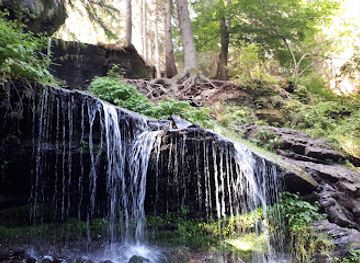 romania/harghita/attraction/cascada-varsag