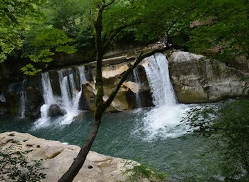 georgia/vardzia/attraction/waterfall