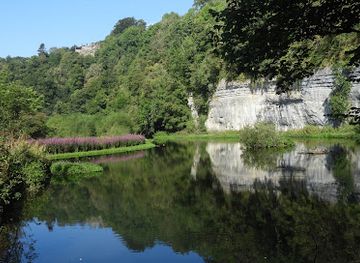 united-kingdom/peak-district/attraction/water-cum-jolly-dale