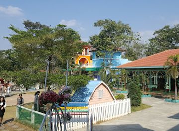 thailand/northern-thailand/attraction/the-coco-island-lampang