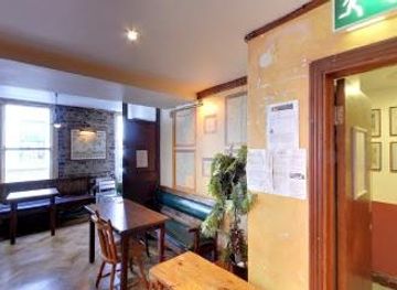 ireland/kinsale/attraction/the-long-valley-bar