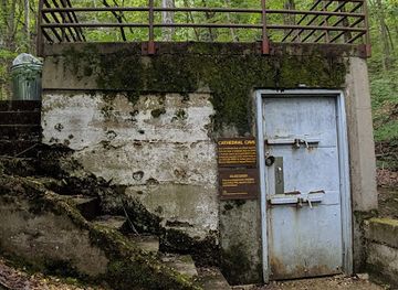 missouri/northeast-missouri/attraction/cathedral-cave