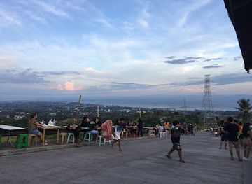 philippines/central-visayas/attraction/gullas-heights