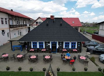 romania/bucovina/attraction/marginea-black-poterry