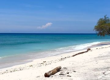 indonesia/gili-islands/attraction/bunny-beach-gili-trawangan