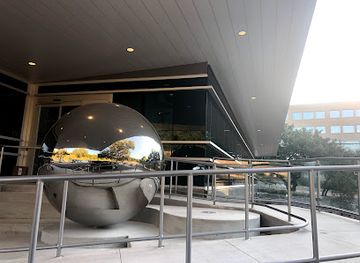 texas/central-texas/attraction/the-rollingwood-sphere