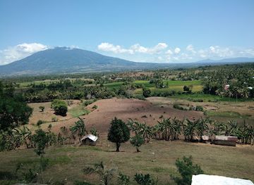 philippines/bicol-region/attraction/ocampo-deer-farm