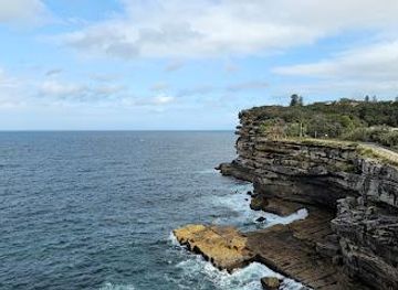australia/sydney/attraction/sydney-harbour-national-park-gap-bluff