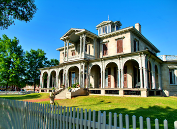 Jemison-Van De Graaff Mansion