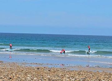 australia/adelaide/attraction/surf-and-sun-surf-lessons-moana