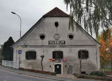 austria/burgenland/attraction/auswanderer-und-josef-reichl-museum