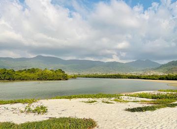 sierra-leone/river-number-two-beach/attraction/river-no-2-beach