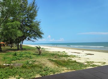 malaysia/east-malaysia/attraction/pantai-lagenda
