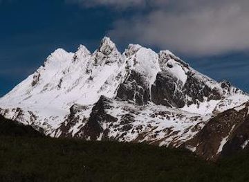 argentina/ushuaia/attraction/cerro-cinco-hermanos