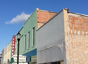 oklahoma/lake-texoma/attraction/homestead-vineyard-winery