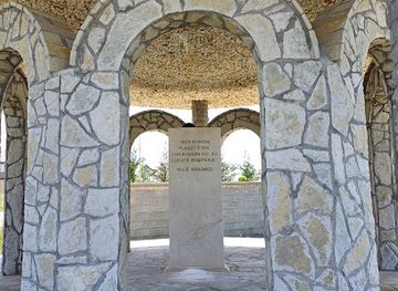 kosovo/dukagjin/attraction/permendorja-e-deshmorit-muje-krasniqi