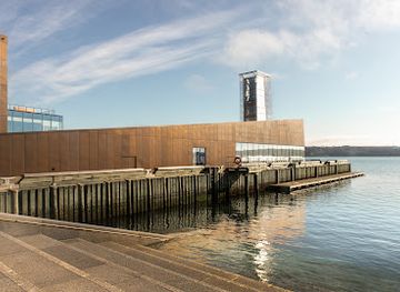 canada/halifax/halifax-waterfront/attraction/queen-s-marque