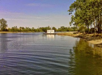 indiana/the-lakes-region/attraction/lake-city-skiers-water-ski-show-team