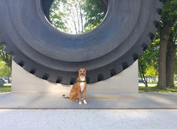 poland/olsztyn/attraction/pomnik-najwiekszej-opony-swiata