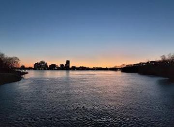 canada/edmonton-capital-region/attraction/ottawa-riv-pathway