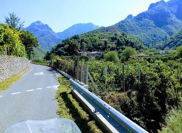 albania/boga-alpine-resort/attraction/qender-theth