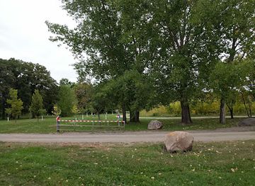 north-dakota/fargo/attraction/wildflower-grove-park