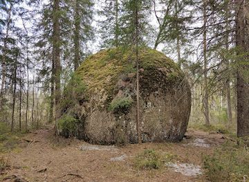 finland/south-ostrobothnia/attraction/aumakivi-stone