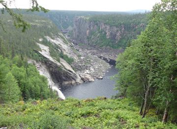 canada/nunatsiavut/attraction/churchill-falls